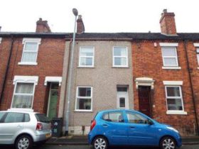 2 bedroom Terraced for sale